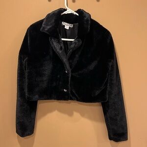 FAUX FUR COAT/SHRUG